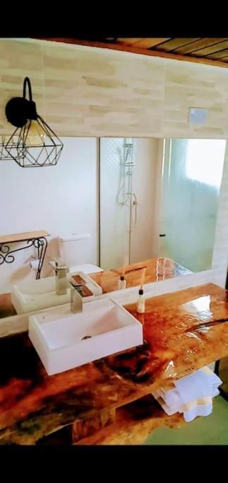 Chale Com Vidros E Hidromassagem Villa São Bento do Sapucaí Kültér fotó